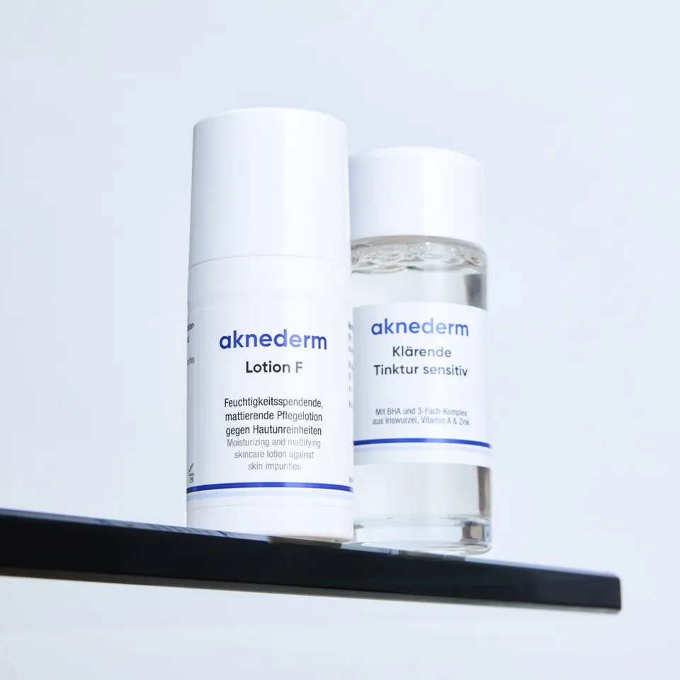 aknederm-sets-pflege-bundle-sensitiv-gesichtsset-unreine-haut image 1