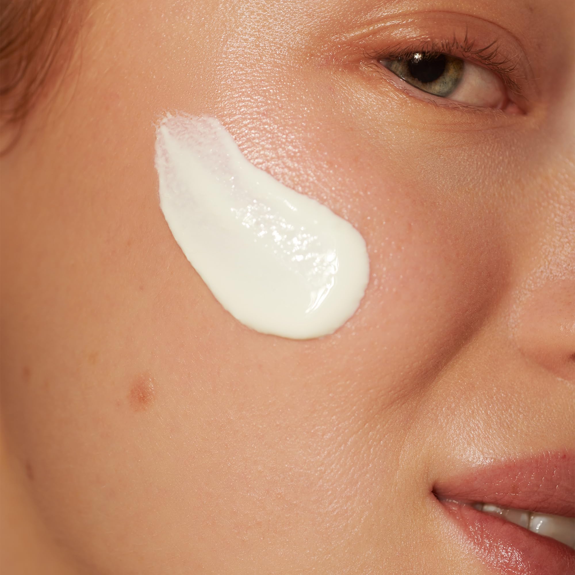 dado-sens-sun-sonnencreme-lsf-50-50-ml-empfindliche-haut image 2