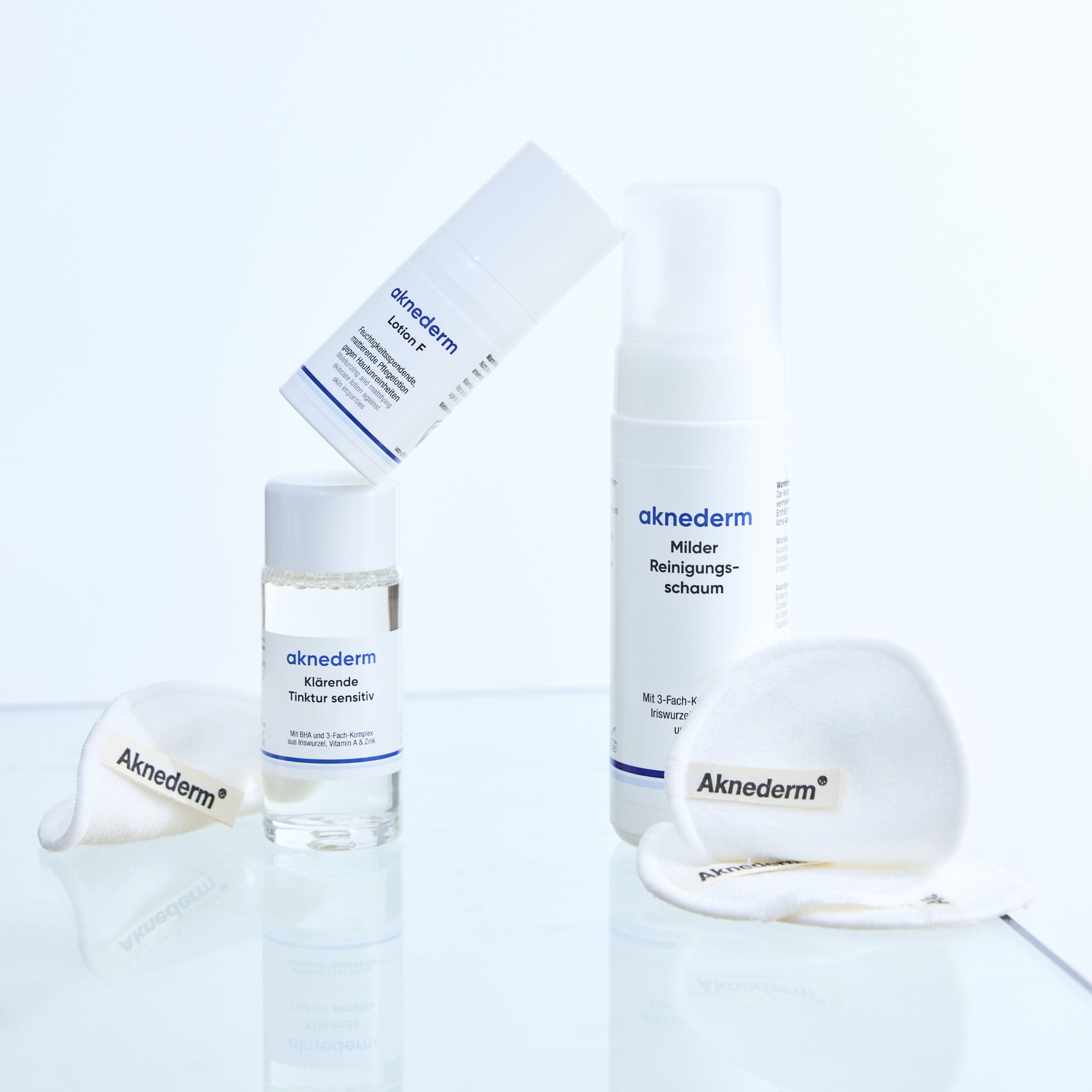 aknederm-sets-daily-cosmetic-set-sensitiv-reinigungsset-akne-haut image 2