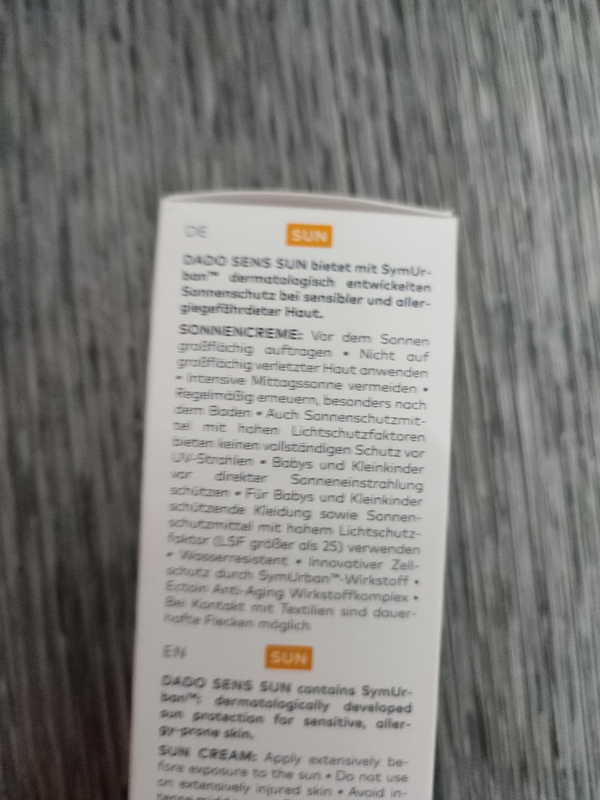 Etwas glänzend
