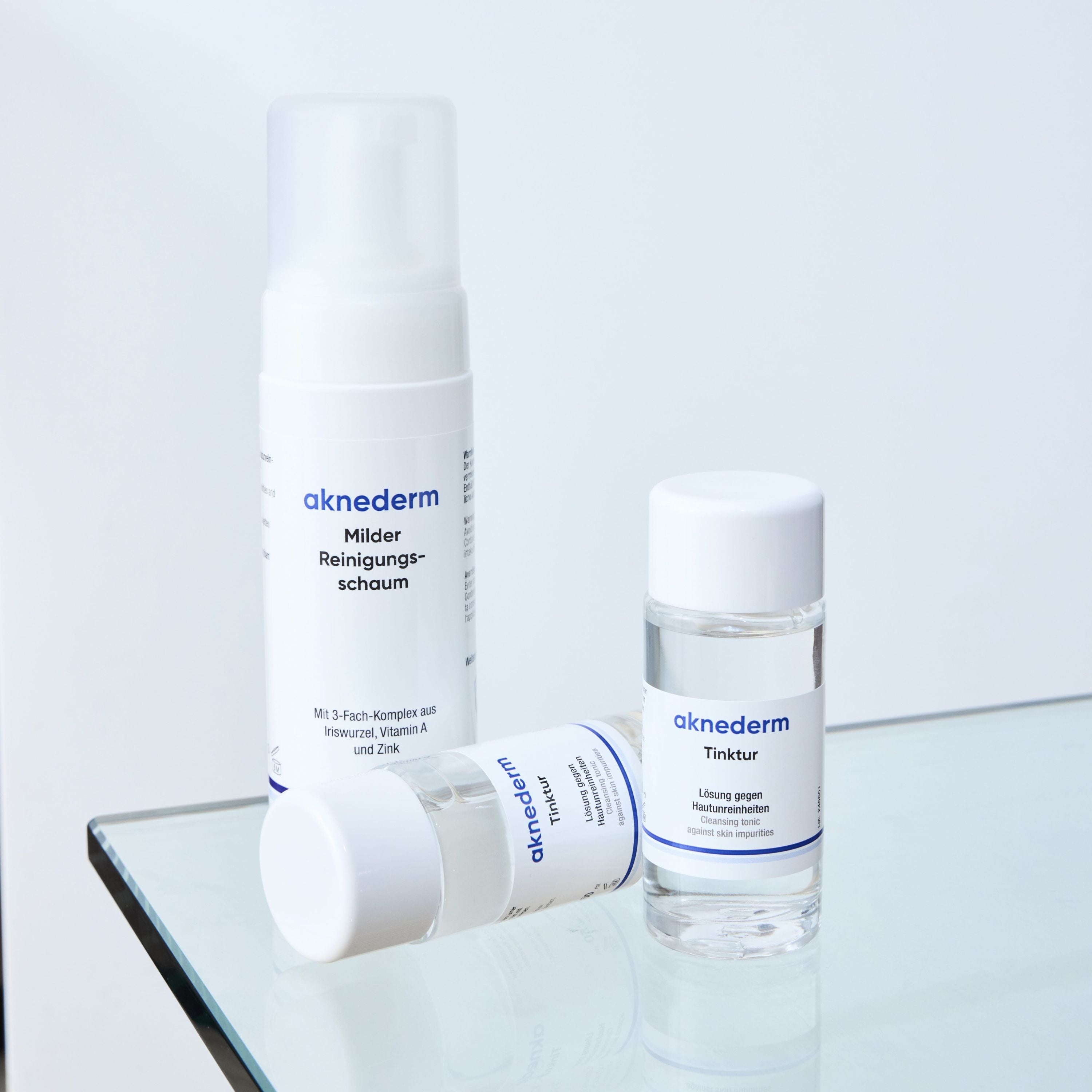 aknederm-sets-reinigungs-bundle-l-gesichtsset-unreine-haut image 1